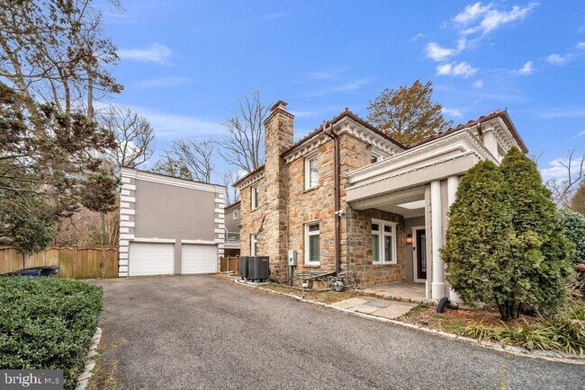 5306 Bradley Blvd in Bethesda, MD - Building Photo - Building Photo