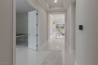 8982 Gustavia Ct in Naples, FL - Foto de edificio - Building Photo