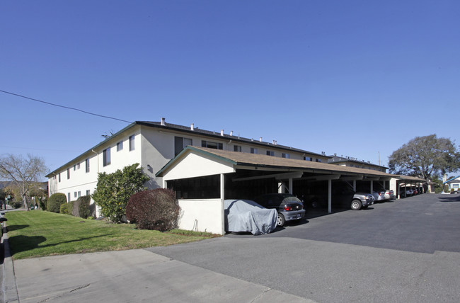 501-555 Ocean Ave in Monterey, CA - Foto de edificio - Building Photo