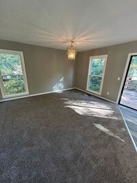 85 Cross Creek Ct in Villa Rica, GA - Building Photo - Building Photo