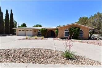 3606 Colville Dr in Horizon City, TX - Building Photo - Building Photo