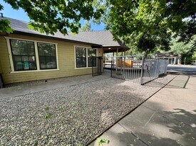 643 W 6th St in Chico, CA - Building Photo