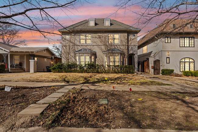 3328 W 6th St in Fort Worth, TX - Building Photo - Building Photo