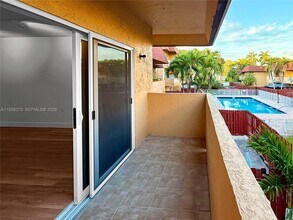 9960 SW 88th St in Miami, FL - Building Photo - Building Photo