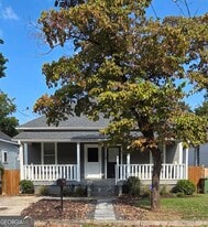 1013 Peeples St SW in Atlanta, GA - Building Photo