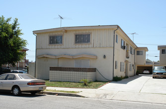 973 S Dewey St in Los Angeles, CA - Building Photo - Building Photo