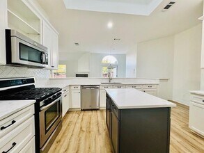 10613 Dry Creek Ln in Frisco, TX - Foto de edificio - Building Photo