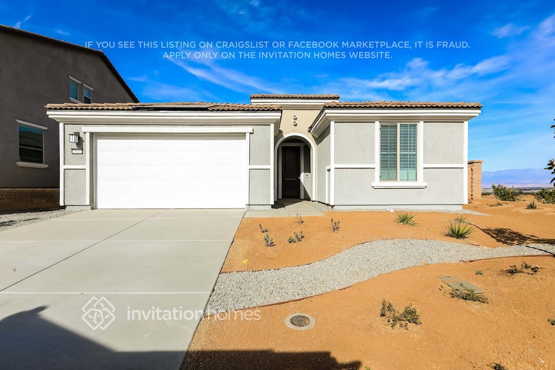 25112 Breccia Wy in Menifee, CA - Building Photo