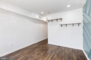 610 Wyeth St in Baltimore, MD - Building Photo