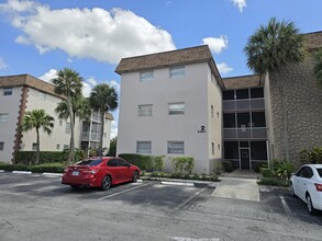 2461 SW 82nd Ave in Davie, FL - Building Photo - Building Photo