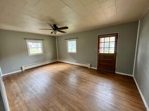 1122 W Arrowhead Rd in Duluth, MN - Building Photo - Building Photo