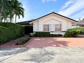 14597 SW 113th St in Miami, FL - Building Photo