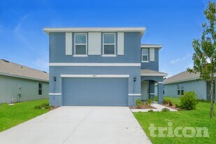 10733 Hidden Banks Gln in Parrish, FL - Building Photo