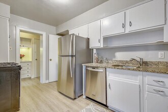 6 Devon Rd in Silver Spring, MD - Building Photo - Building Photo