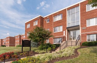The Plaza Apartments in Hyattsville, MD - Building Photo