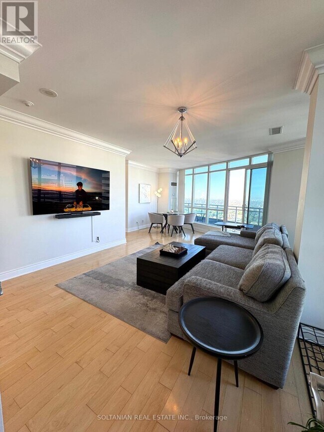property at 60 Byng Ave