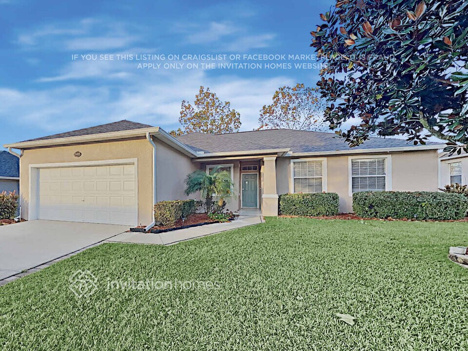 8415 Greystone Dr in Lakeland, FL - Foto de edificio