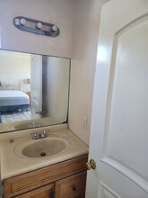 3412 W 189th St, Unit private efficiency in Torrance, CA - Building Photo - Building Photo