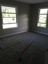 1255 S Main St-Unit -1 in Wichita, KS - Building Photo - Building Photo