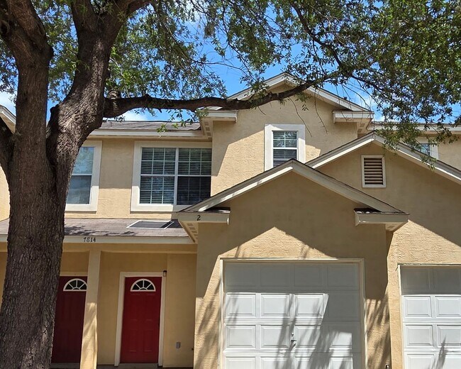 7814 Kingsbury Wood