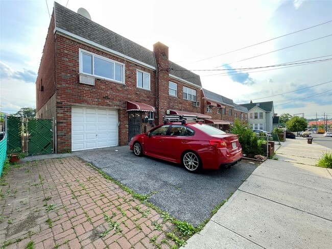 property at 3541 Ropes Ave