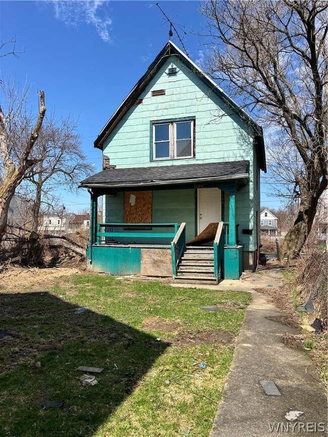 1808 Whitney Ave in Niagara Falls, NY - Building Photo - Building Photo