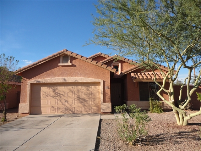 8464 E Edgewood Ave in Mesa, AZ - Building Photo