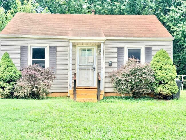 property at 1930 Beech St