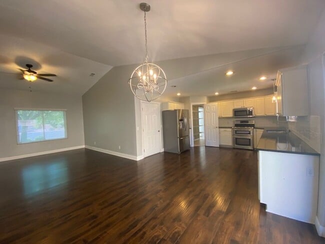 1310 N 1480 W Cir in Saint George, UT - Building Photo - Building Photo