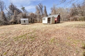 4574 Calhoun Dr in Liberty, NC - Building Photo - Building Photo