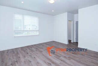 1054 W 430 S in American Fork, UT - Building Photo - Building Photo