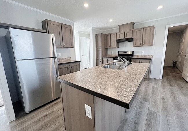 property at 6581 Hillcrest Dr