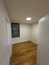 9517 Rockaway Beach Blvd, Unit #1 in Rockaway Beach, NY - Building Photo - Building Photo