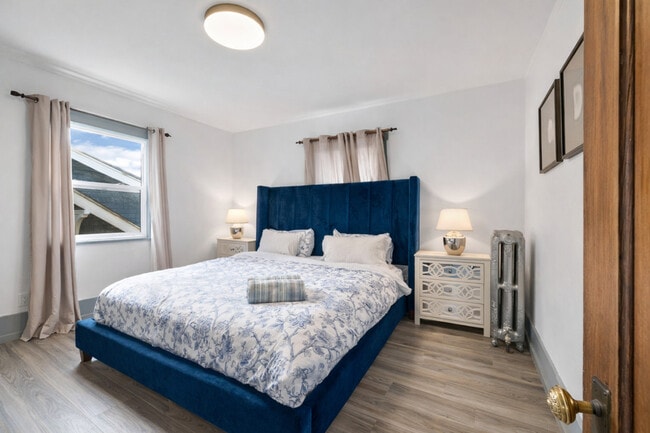 2029 Collingwood St, Unit SI ID1051859P in Vancouver, BC - Building Photo - Building Photo