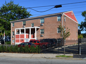 963-965 Chalkstone Ave Apartments