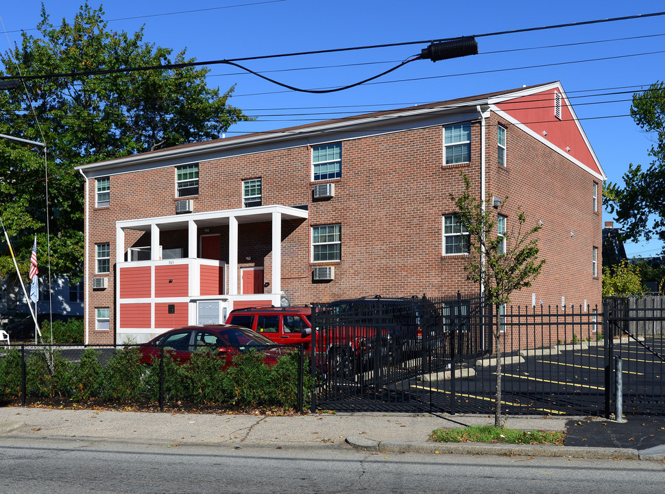 963-965 Chalkstone Ave in Providence, RI - Building Photo