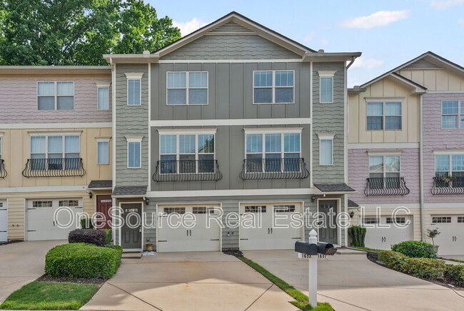 property at 1653 Liberty Pkwy NW