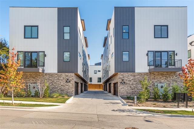 property at 2206 Arroyo Ave