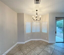 9337 Palmer House Ave in Las Vegas, NV - Building Photo - Building Photo