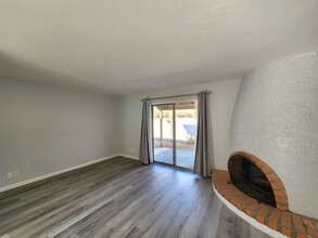 1168 E Cochise Dr in Phoenix, AZ - Building Photo - Building Photo