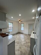 120 Maltby St in Shelton, CT - Building Photo - Building Photo