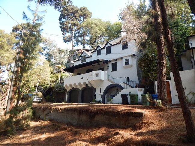 1764 Prospect Dr in Los Angeles, CA - Building Photo - Building Photo