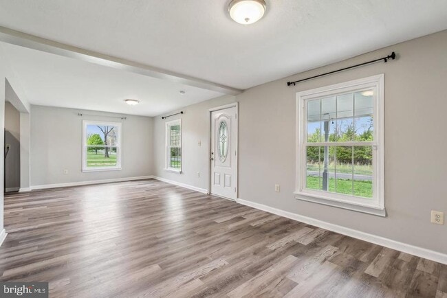 property at 5023 Broad Run Church Rd
