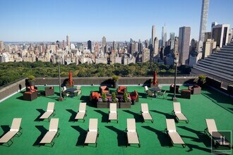 20 W 64th St-Unit -31J in New York, NY - Building Photo - Building Photo