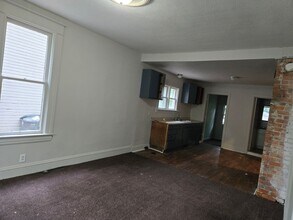 615 W Foster Pkwy in Fort Wayne, IN - Building Photo - Building Photo