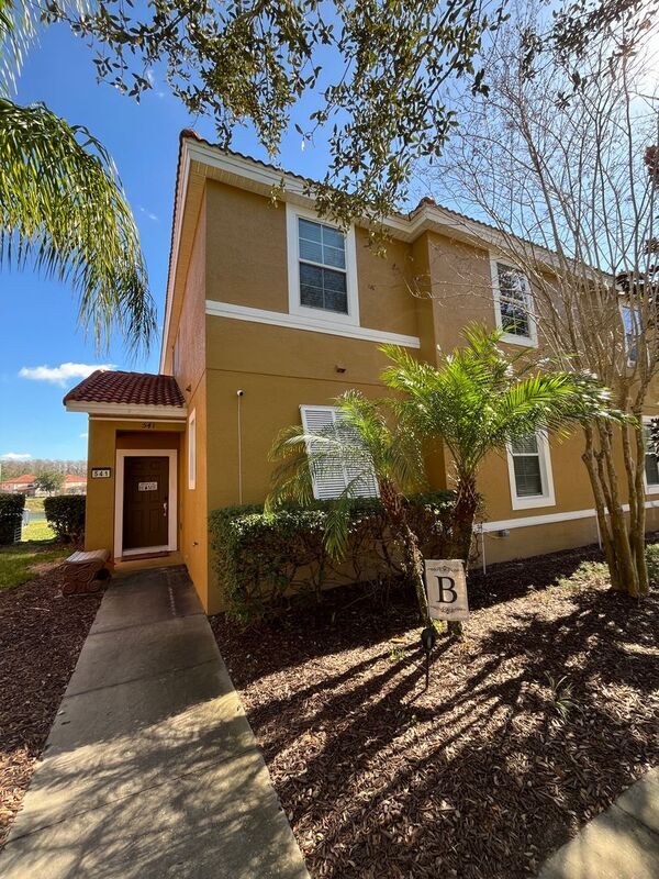 property at 541 Las Fuentes Dr