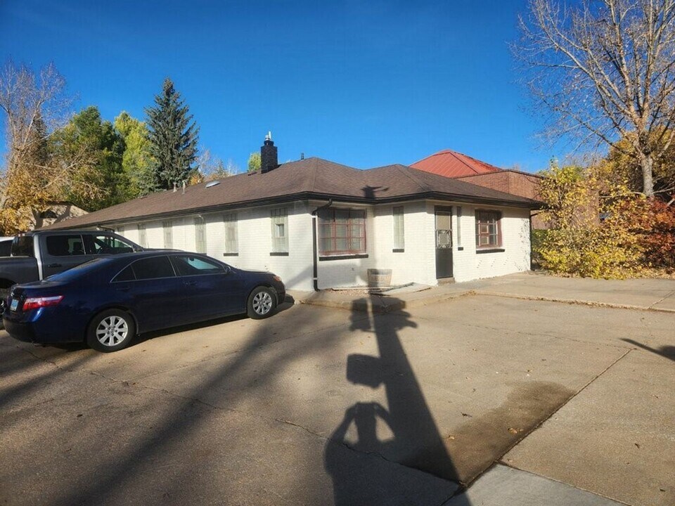 213 S 13th St in Laramie, WY - Building Photo