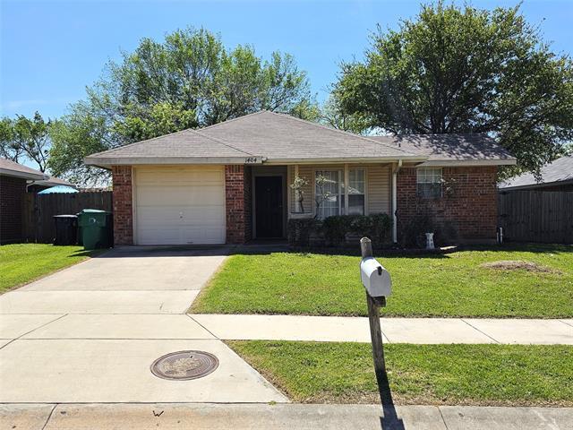 1404 Paco Trail in Denton, TX - Building Photo