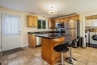 59 Tynan Ave in Taunton, MA - Foto de edificio - Building Photo