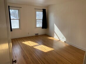 4324 France Ave S, Unit B in Edina, MN - Building Photo - Building Photo